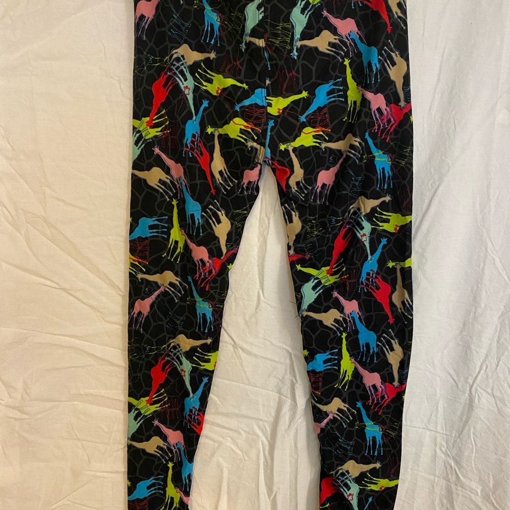 Lularoe Htf Pattern Giraffes! Size Os - image 4